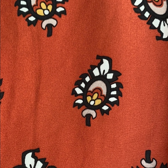 Loft Top - Picture 3 of 4